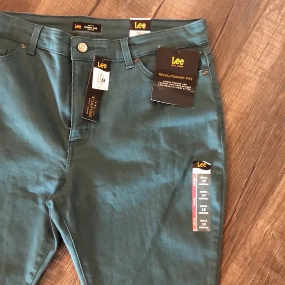 NWT Lee Women’s Skinny Leg Jeans - Picture 7 of 13